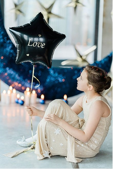 Naklejki na balon LITERY złote 168 elementy