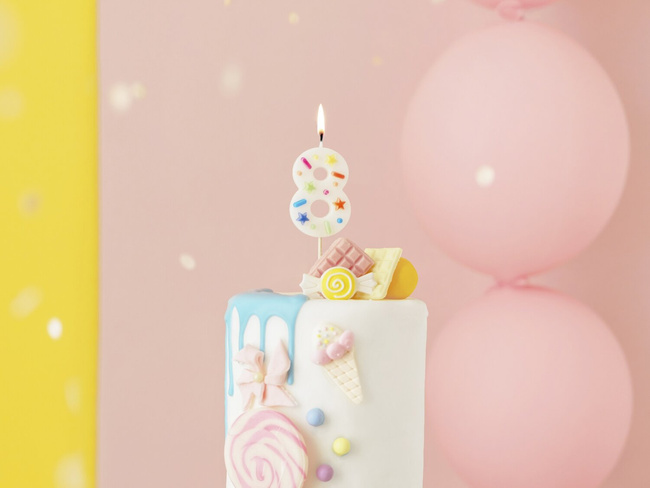 Świeczka cyferka KONFETTI 8