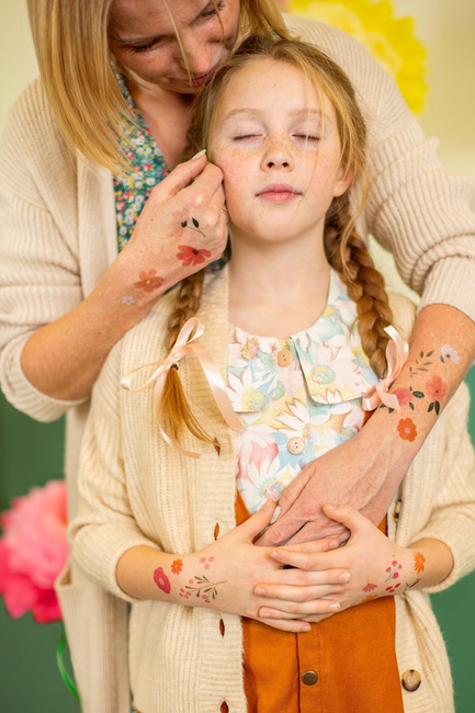 Tatuaże zmywalne - Kwiaty