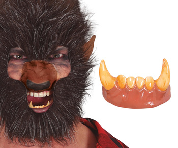 Szczęka Wilkołaka - wystające kły