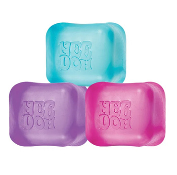 NeeDoh gniotek sensoryczny Teenie Singles Nice Ice Baby kostka lodu mini 1 sztuka